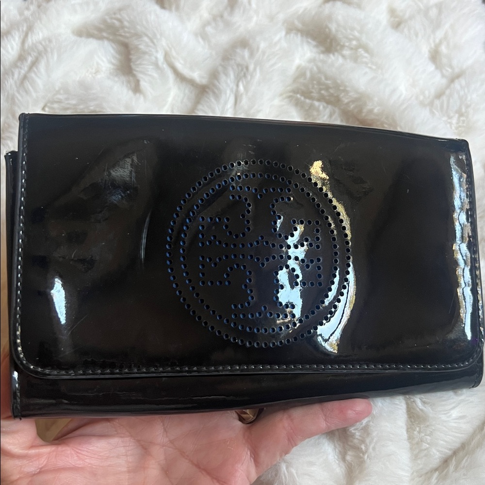 Tory Burch Patent Leather (Crossbody)Purse Clutch Perforated Logo Black Blue